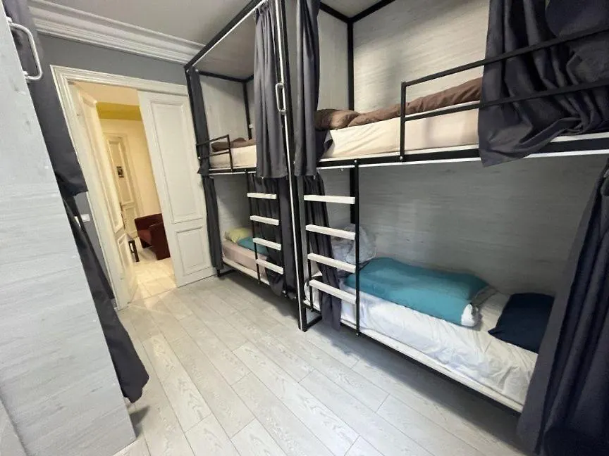 Friends Hostel Kyiv